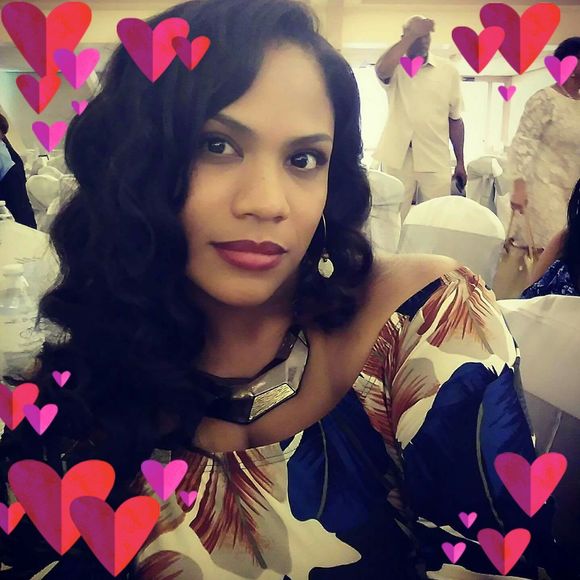 Meet your Posher, Janette - Picture 1 of 1